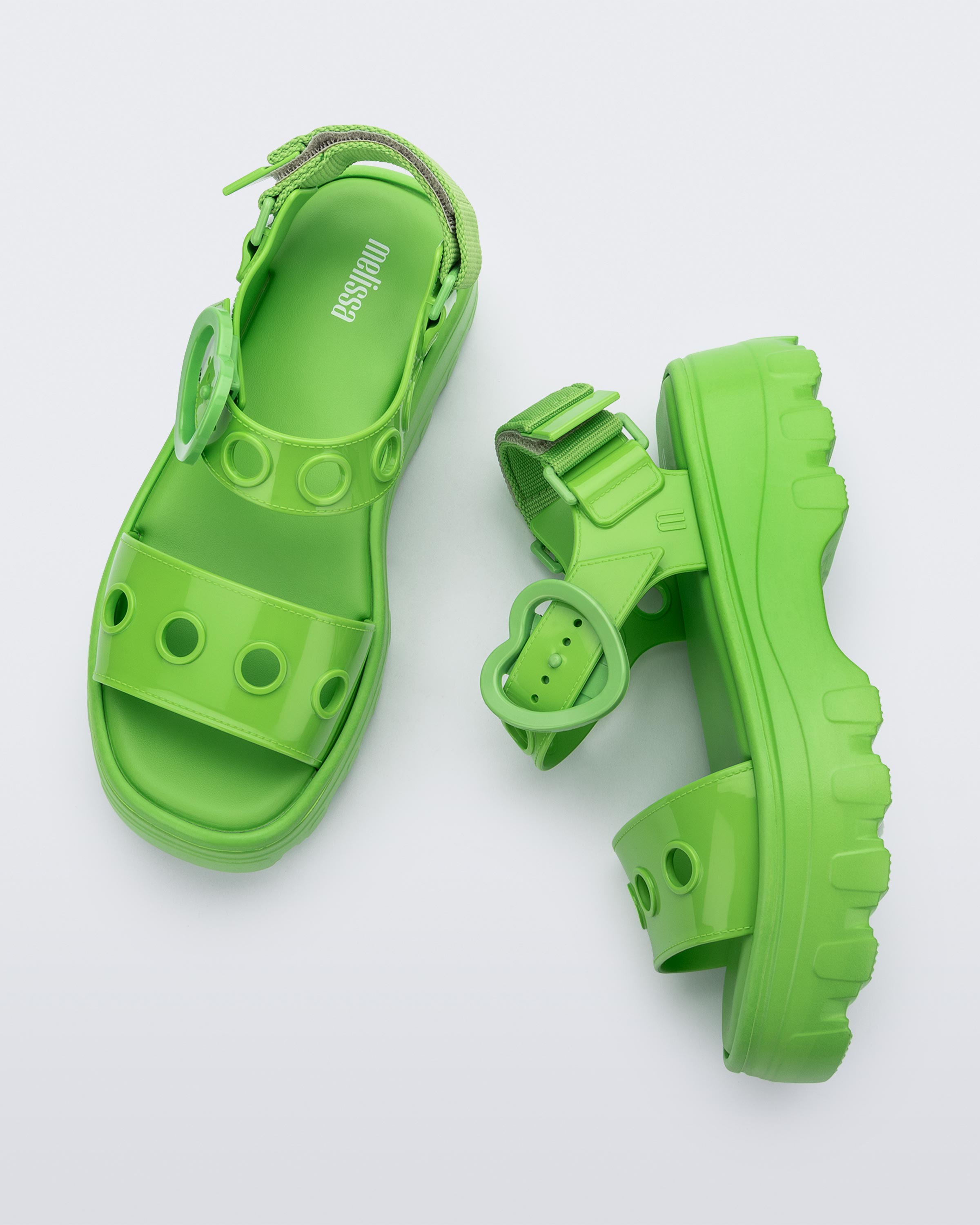 Melissa Kick Off Hot