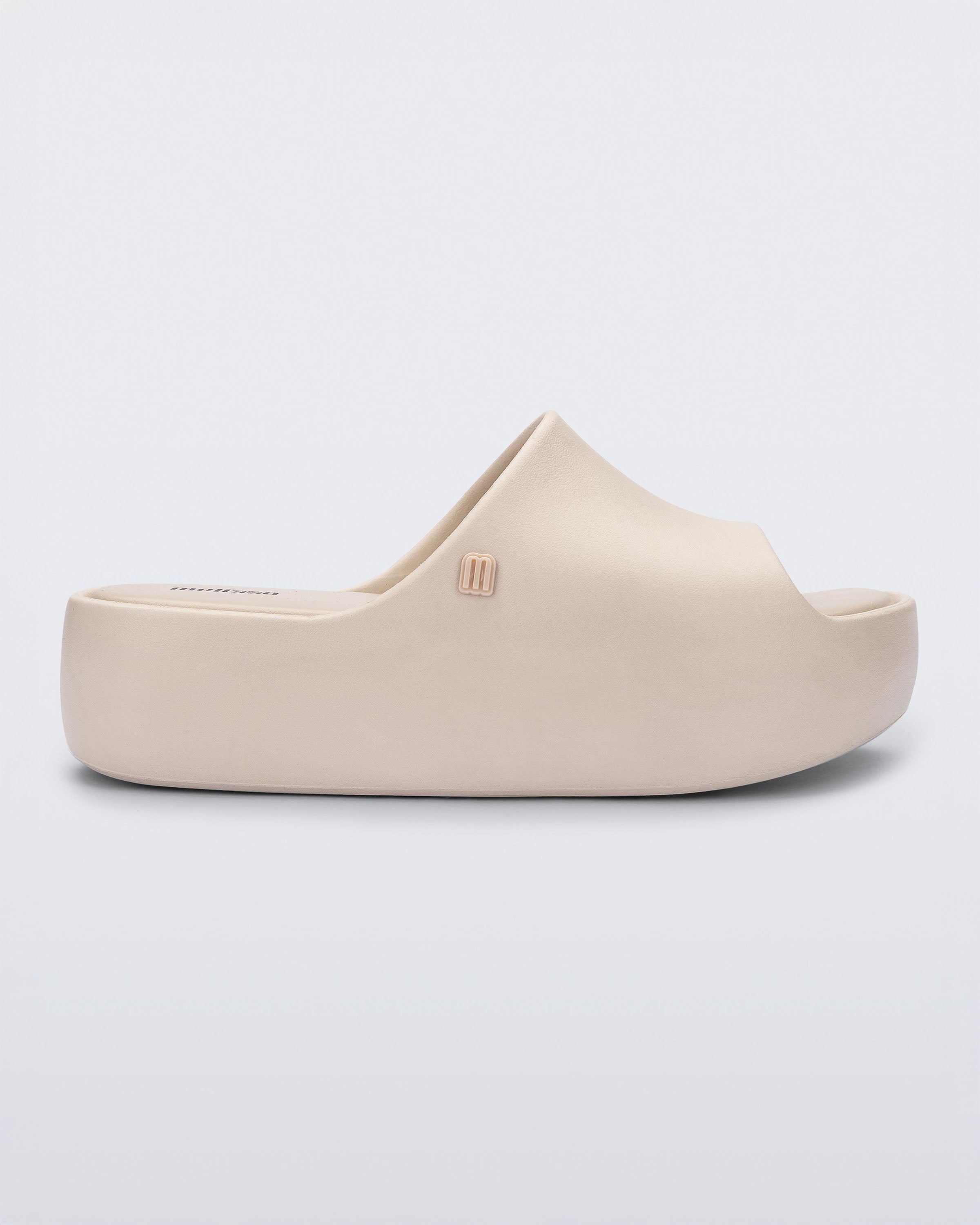 Melissa Free Platform Slide