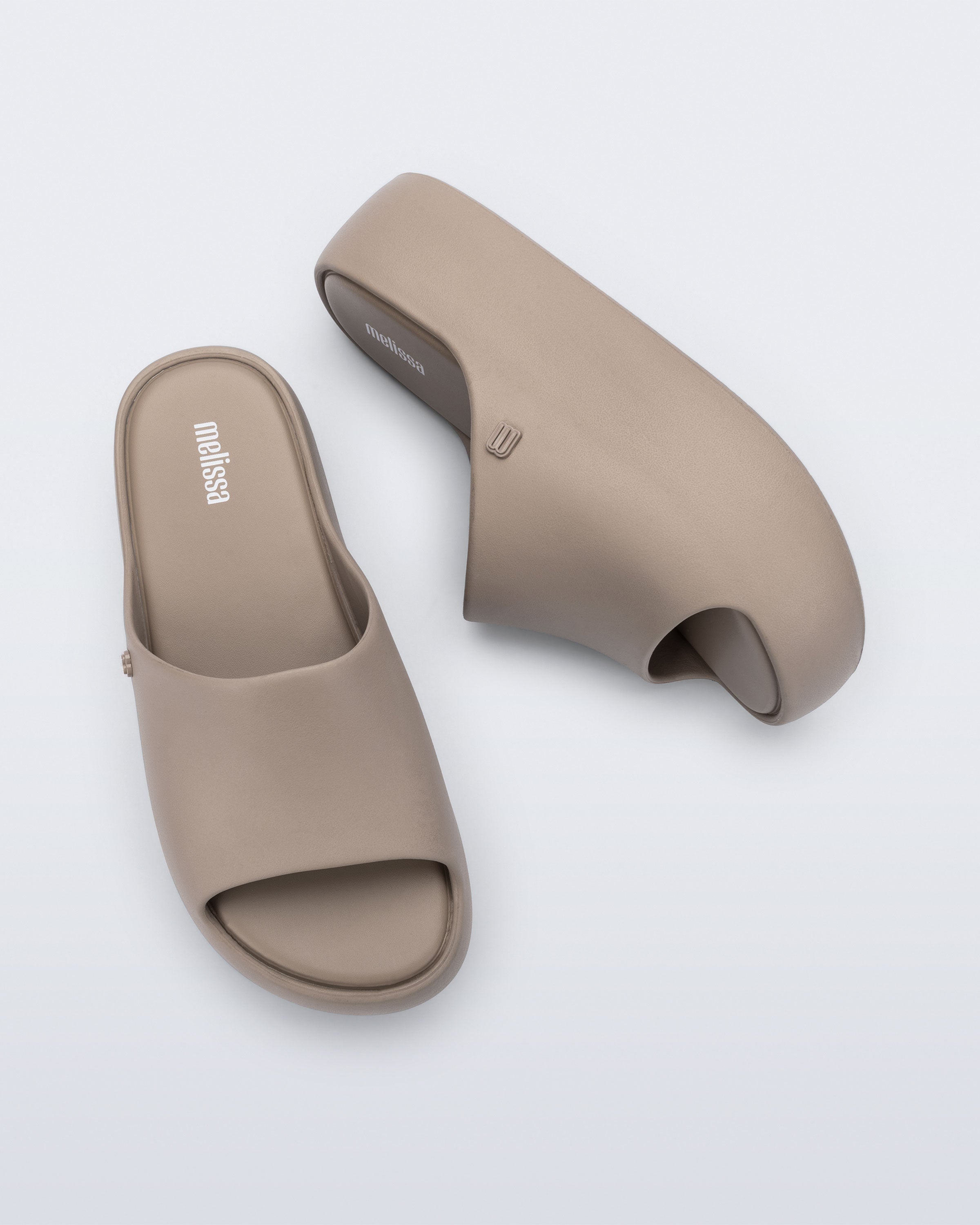 Melissa Free Platform Slide