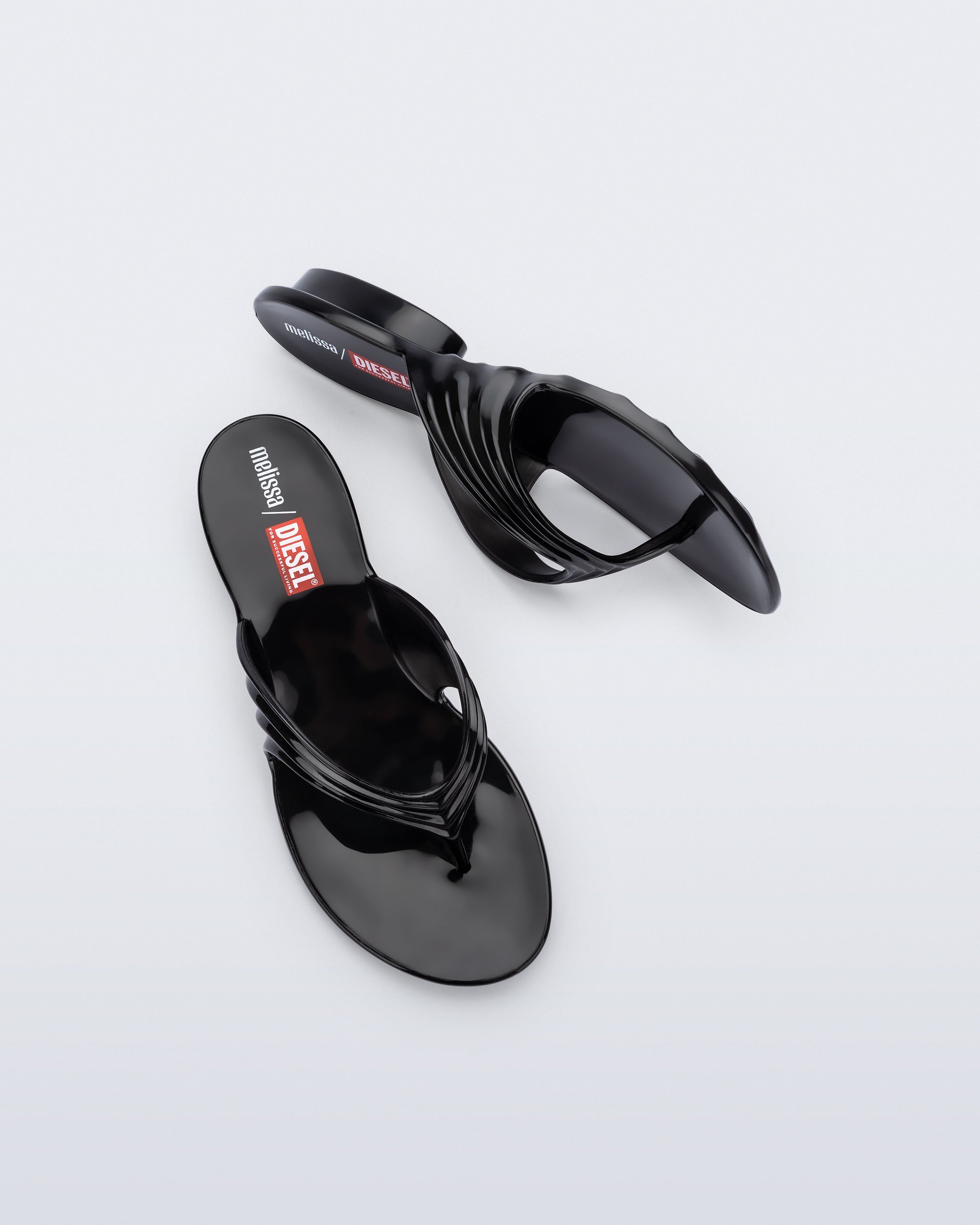 Melissa Quantum Thong + DIESEL