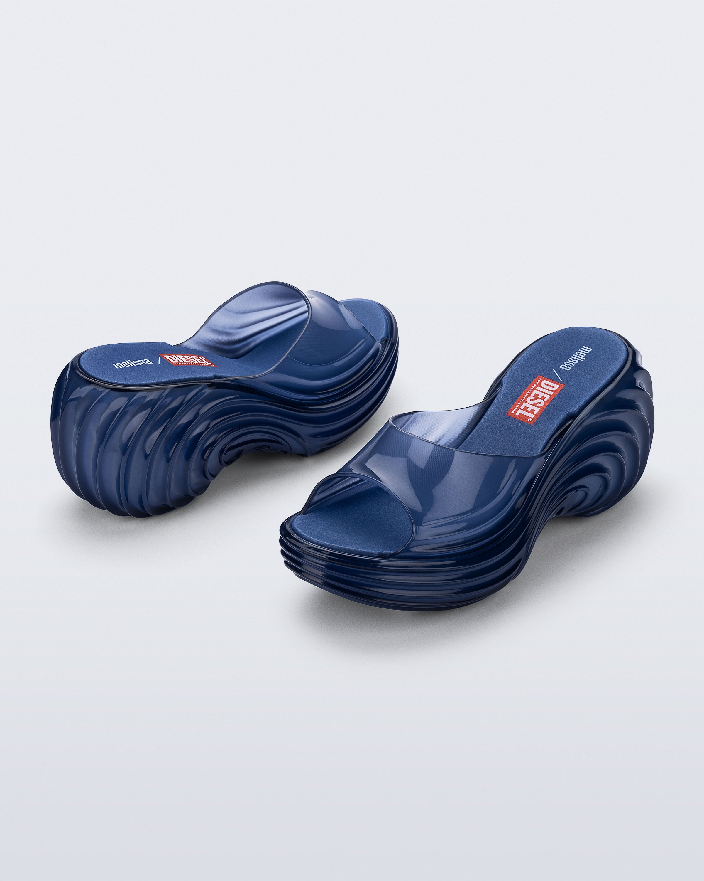 Melissa Quantum Platform + DIESEL – melissa shoes Japan