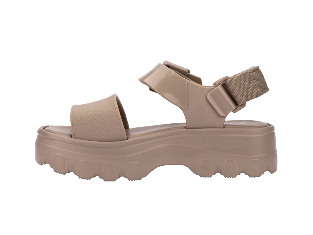 Melissa Kick Off Sandal Beige