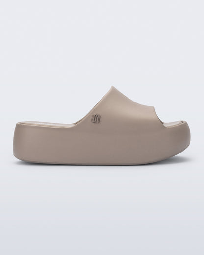 Melissa Free Platform Slide
