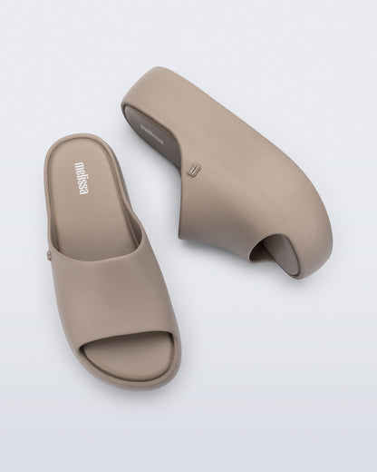 Melissa Free Platform Slide