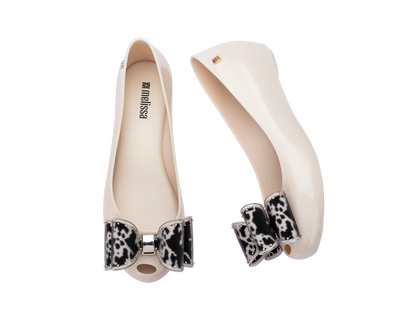 Melissa Ultragirl Classic Bow