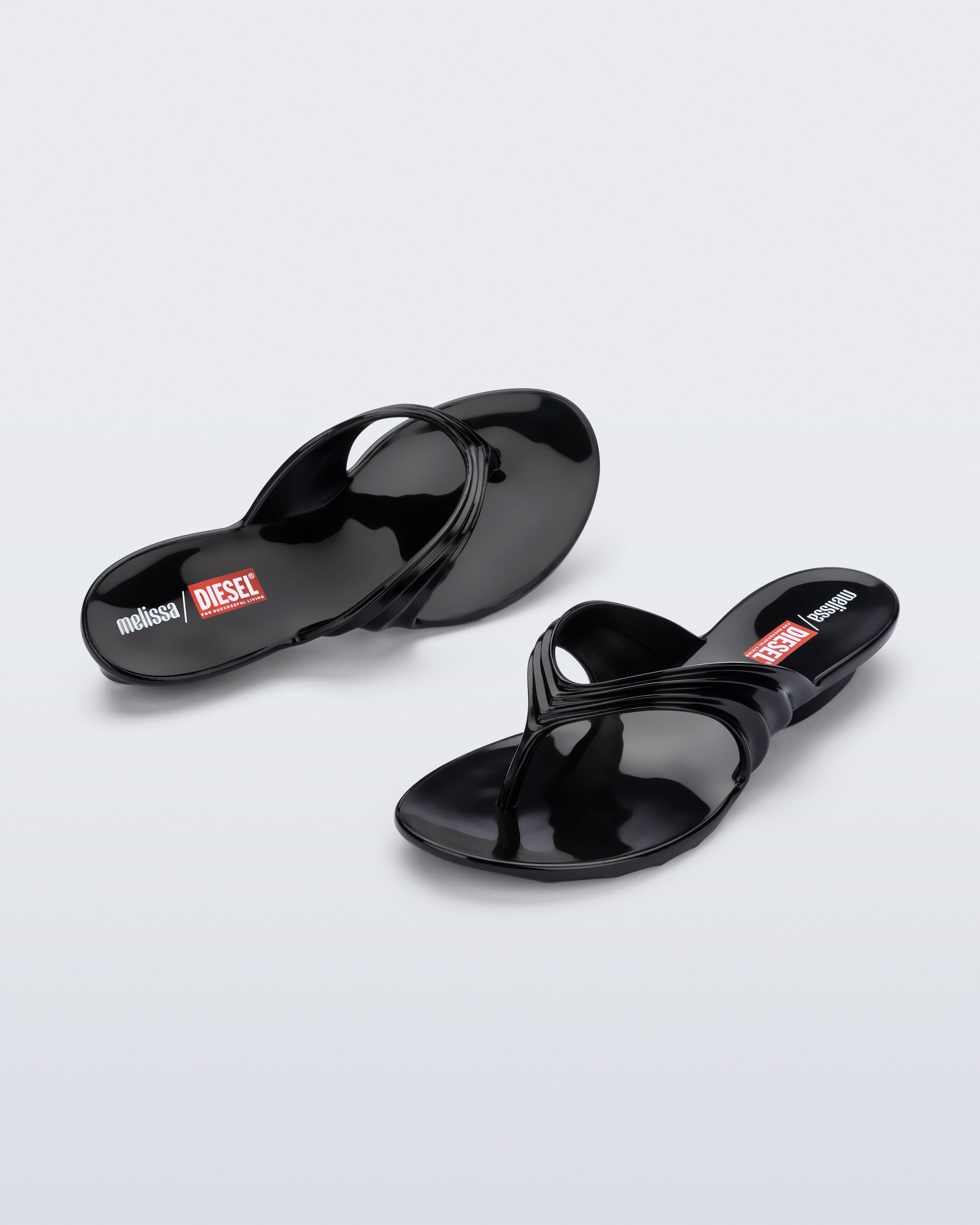 Melissa Quantum Thong + DIESEL