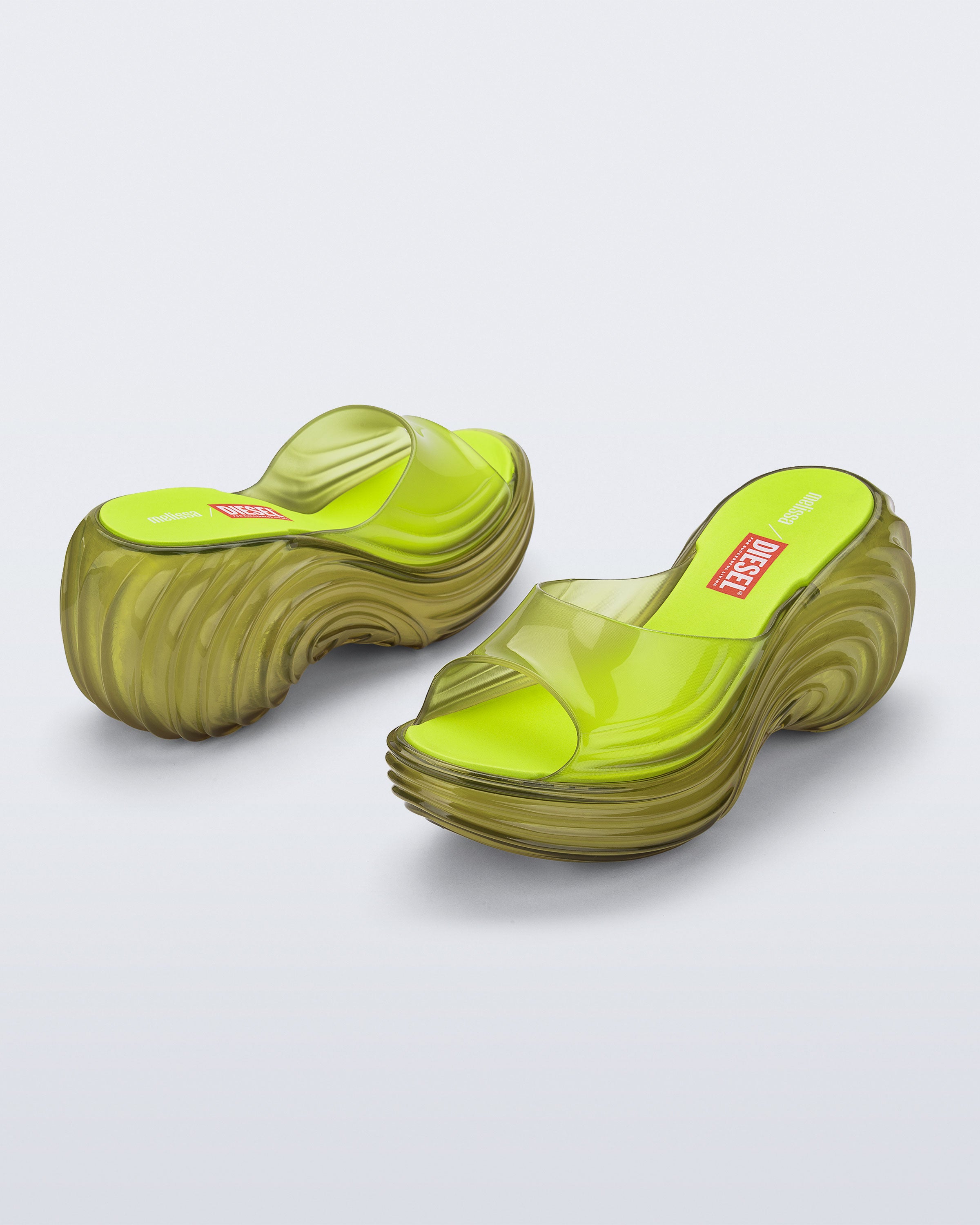 Melissa Quantum Platform + DIESELサンダル Melissa Quantum Platform + DIESEL – melissa shoes Japan