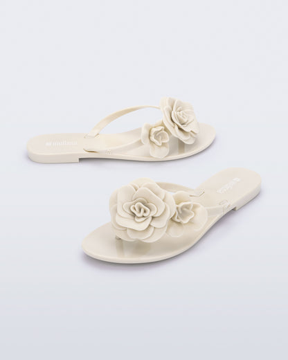 Melissa Harmonic Petals