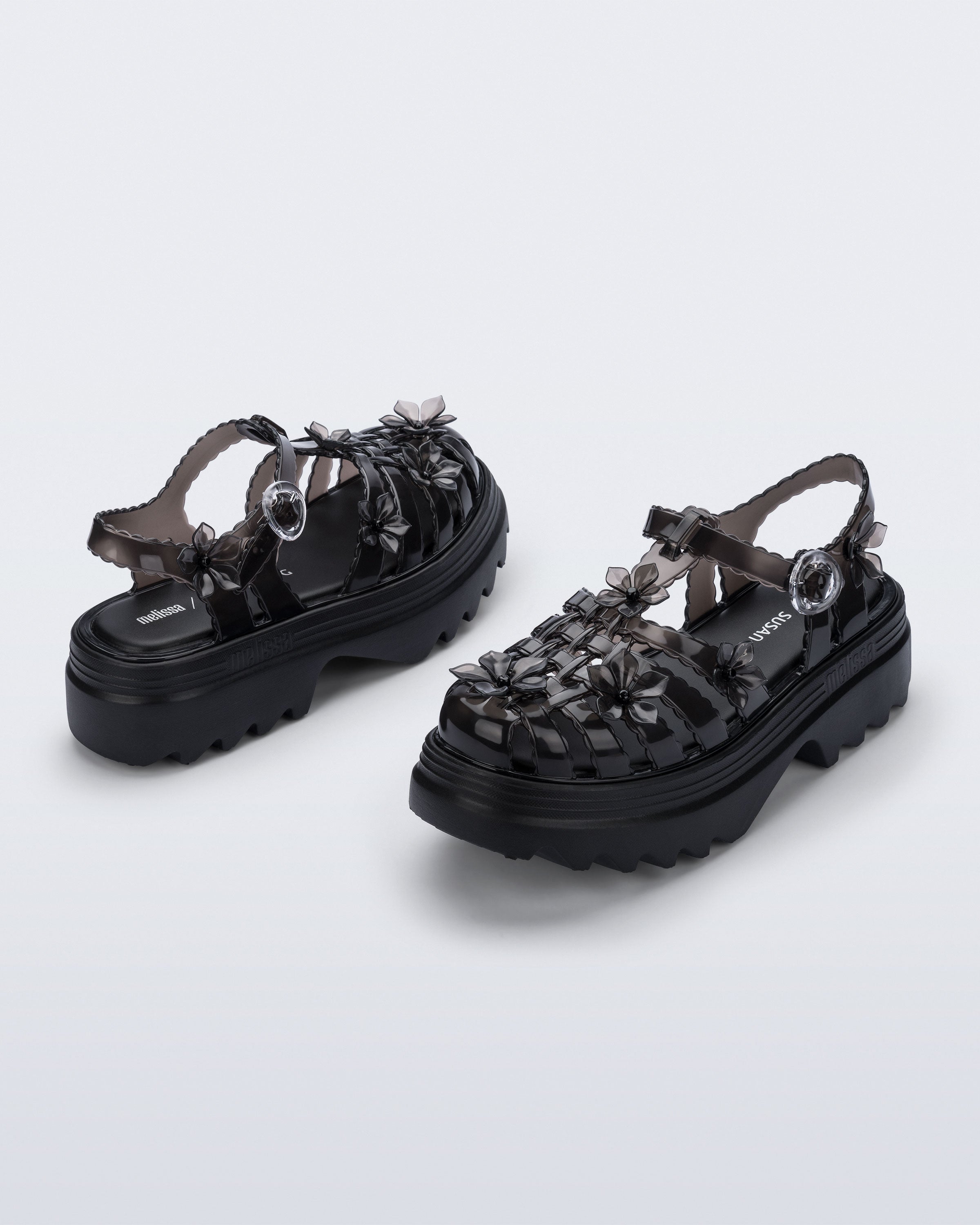 melissaさん Melissa Possession Platform + Susan Fang – melissa shoes Japan