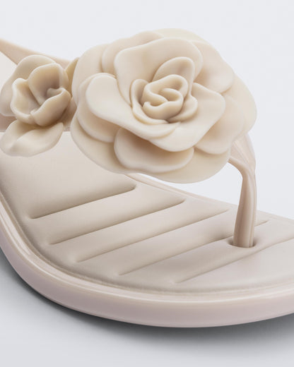 Melissa Thong Kitten Heel Petal